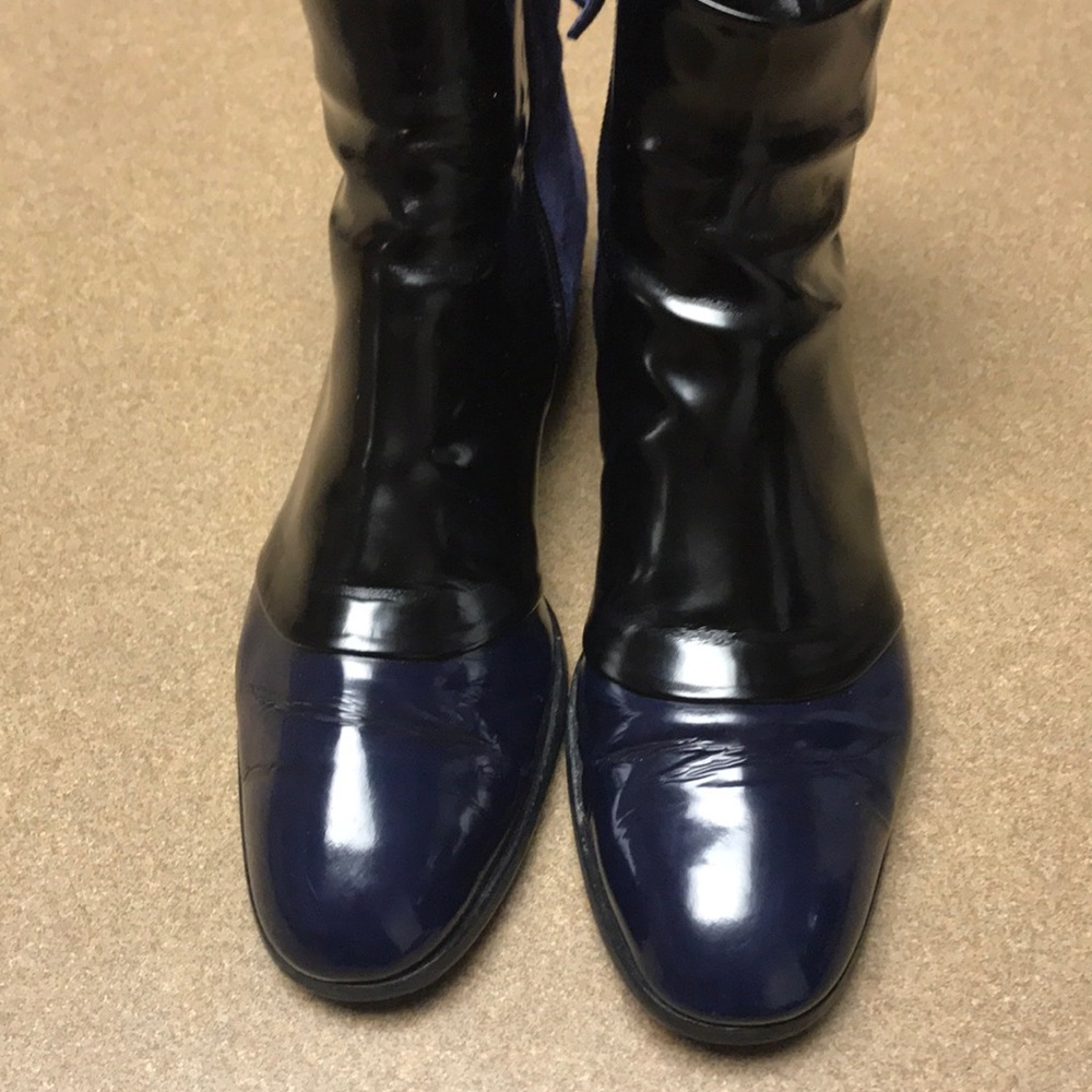 Roger Vivier  Chelsea Ankle Boots - Picture 2 of 8